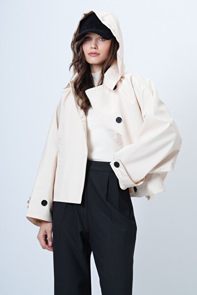 Trend Alaçatı Stili Women's Cream Double Pocket Button Closure Short Trench Coat Vs01307