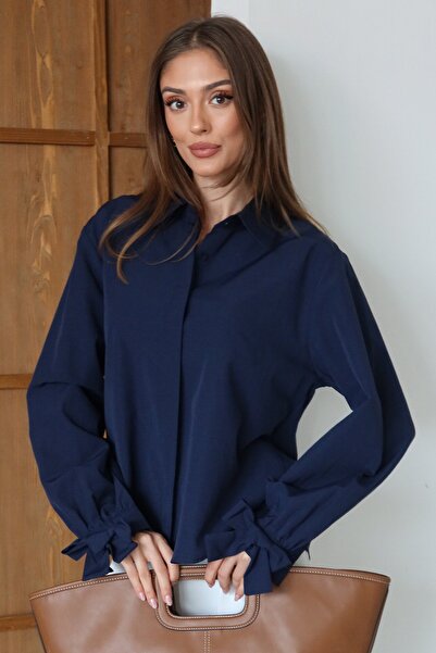 Trend Alaçatı Stili Women's Navy Blue Ribbon Detailed Oversized Shirt Vs01481