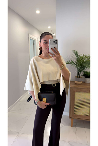 BİRCANÇİL Muta Cream Cape Knitwear