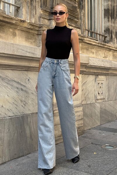 Trend Alaçatı Stili Women's Light Blue 5-Pocket Tassel Trim Wide Leg Jeans Vs00710