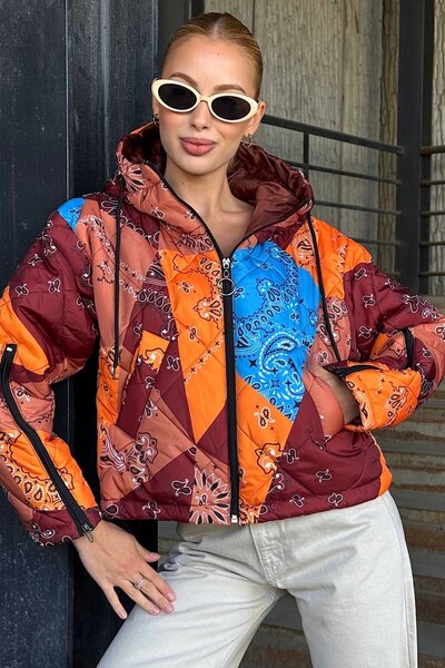 Trend Alaçatı Stili Women's Mix Hooded Sleeve Zippered Quilted Puffer Lined Coat Vs01300