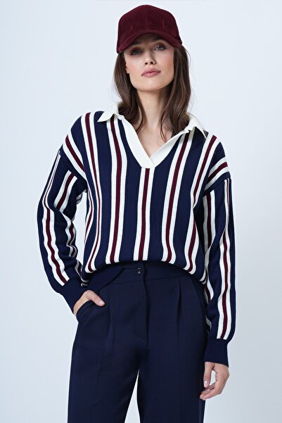Trend Alaçatı Stili Women's Dark Blue-Stripe Polo Neck Striped Knitwear Sweater Vs01463