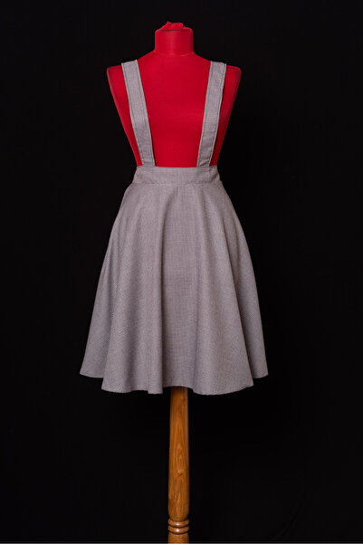 Sihirli Düğmeler Askılı Etek