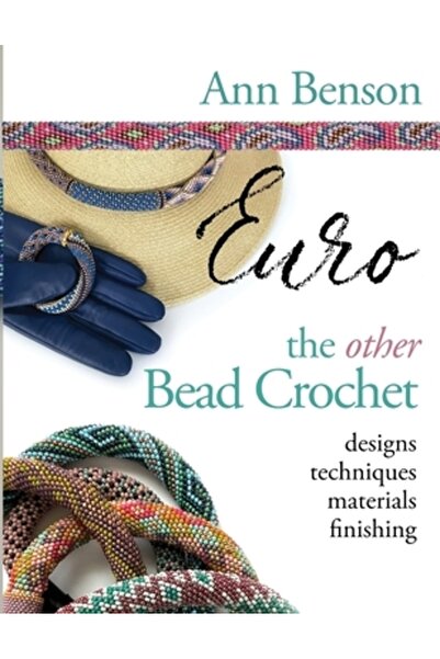 INDEPENDENT CAT Croșetat cu mărgele Euro