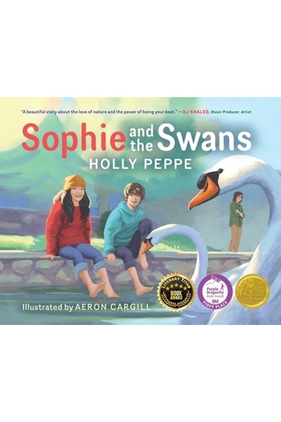 INDEPENDENT CAT Sophie și lebedele