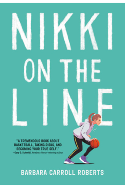 Little Brown & Co Nikki pe linie