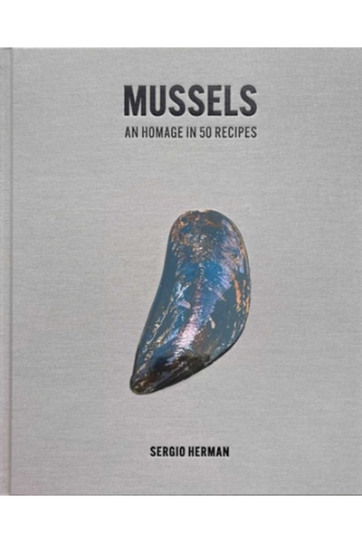 Tra Pub Mussels: An Homage in 50 Recipes