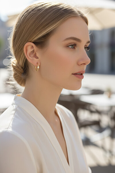 Hakan Güler Kuyumculuk 14 Ayar Altın Baget Taşlı Halka Küpe – 1,60 Gram