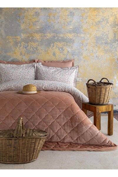 Apricitas HOME My Touch Miracle Blush Double Personalized Velvet Bedding Set/...