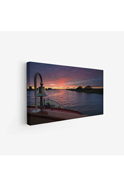 Tajridhome A night scene painting in enchanting sunset colors over calm waters, reflecting the beauty of nature, canvas.