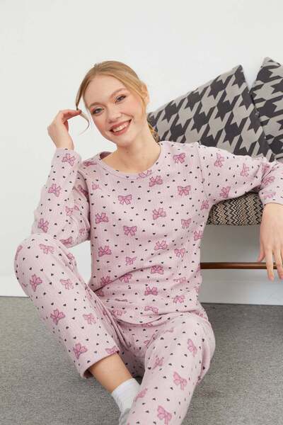 Fulla Moda Bow and Heart Patterned Crew Neck Pajama Set