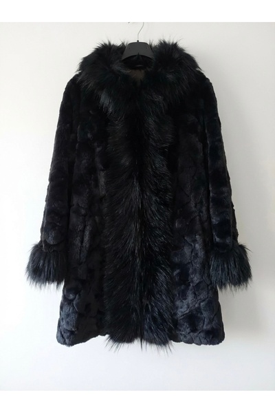 MODA Siyah Geniş Kürk Detaylı Suni Kürk Kadın Kaban