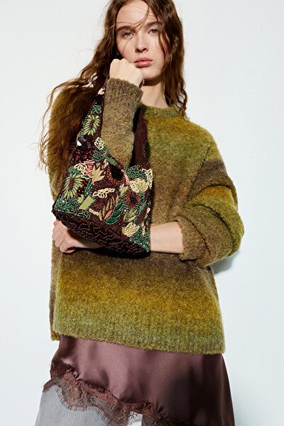 Pull & Bear Boncuklu omuz çantası