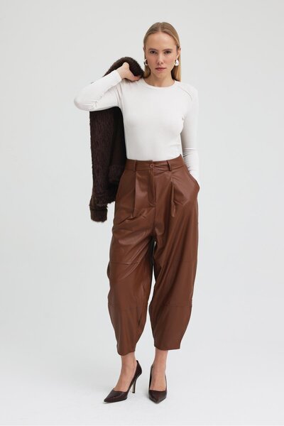 Lijuri Pile detailed leather carrot pants 0100 r5-k-k1
