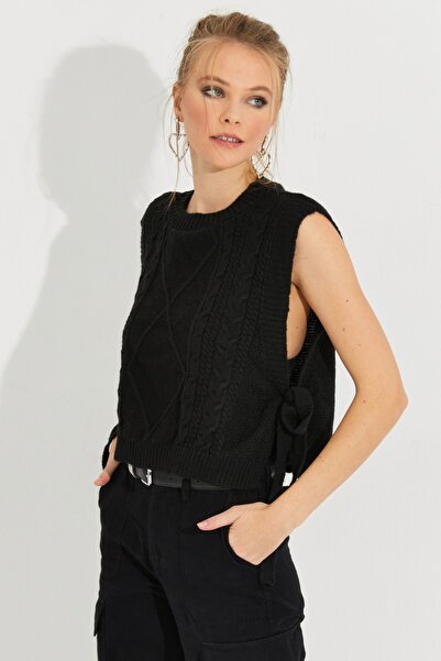 Be Best Women's Black Side Tie Sweater Be301