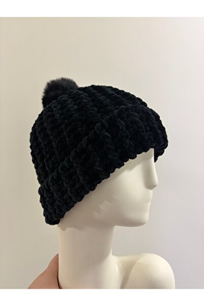 Passionis Jewelry Velvet Pompom Knitted Hat