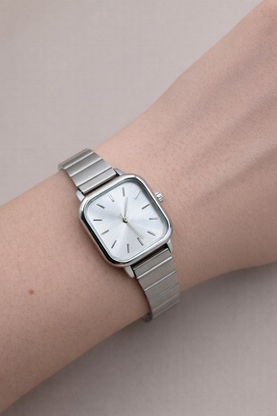 FIORA AKSESUAR Square Simple Stylish Steel Case Steel Band Women's Watch