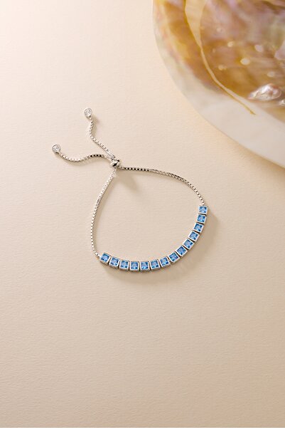 Nereze 925 Ayar Gümüş Rodyum Kaplama Ayarlanabilir Asansörlü Sıralı Kare Aqua...