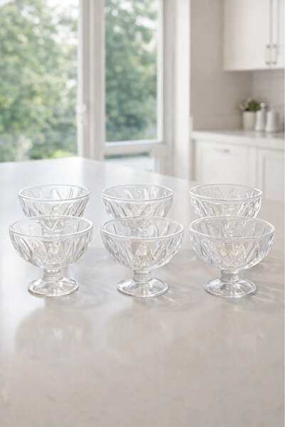 Urbanza 6-Piece Elegant Glass Dessert Cup Set with Footed Design