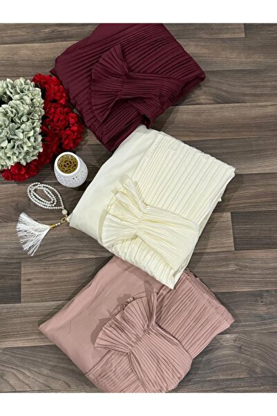 ASDM A very soft and comfortable three-piece prayer set including a headscarf...