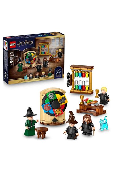LEGO Harry Potter Hogwarts Şatosu Seçmen Şapka Töreni 76460