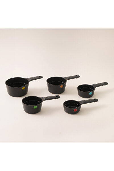 Oxo 6pcs plastic measuring cups, black 3.5"* 5"* 9.76"