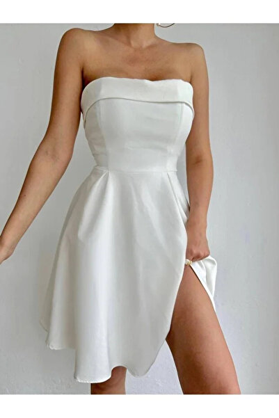 hillone Κοντό φόρεμα Atlas χωρίς τιράντες σε λευκό χρώμα