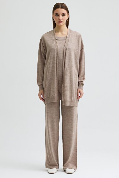 Lijuri Comfortable three-piece knit set 10296