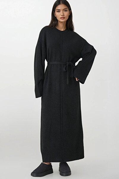Trend Alaçatı Stili Women's Black Crew Neck Belted Long Knit Dress Alc-X14905