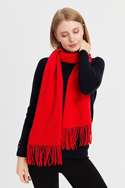 Generic Elegant winter scarf in red, a warm shawl with a classic design