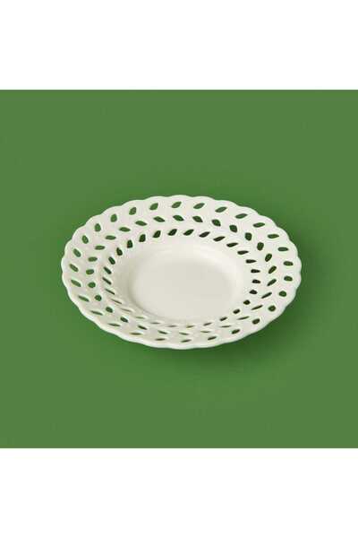 KUT FLY Yaprak Dantel Motifli Porselen Çay Tabağı - Beyaz
