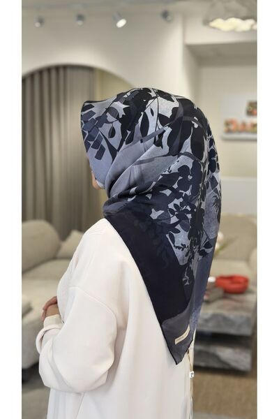 Pierre Cardin SURA SILK SCARF