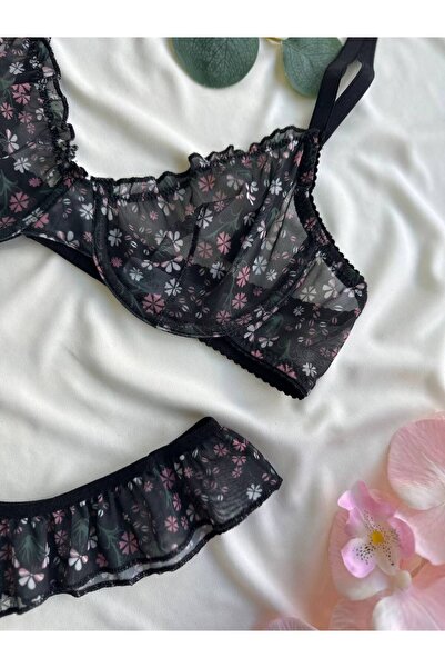 ELAN WEAR طقم نسائي مكون من قطعتين باللون الأسود مع تفاصيل من الدانتيل