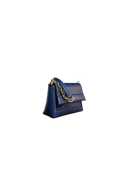 Senna Collection A Stylish Bag with Chain Detail That Can Be Carried by Hand ...