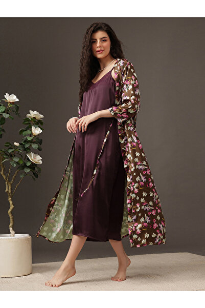 Clovia By Styli طقم ملابس نوم وروب نسائي من الساتان الأرجواني