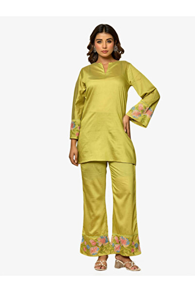 KASYA By Styli Women Green Embroidered Viscose Tunic and Pants Co-Ords