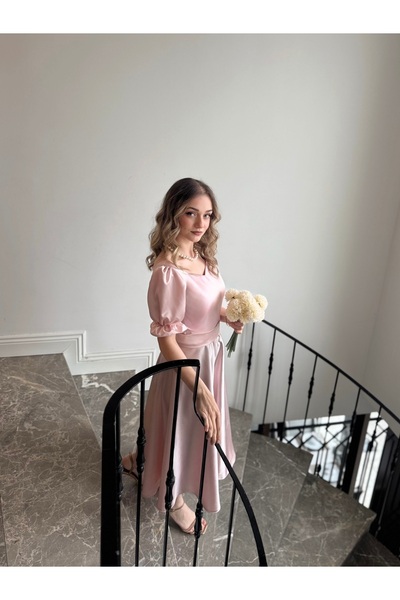 essolaria BİRCE Kadın Açık Pembe Saten Kalp Yaka Fırfırlı Kol Detaylı Modern ...