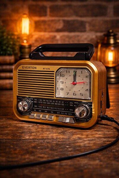 BLOMSTER Everton Rt-678 Güneş Enerjili Saatli Nostaljik Bluetooth Radyo