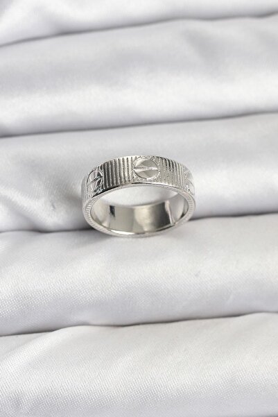 Inure Jewelry خاتم نسائي موديل فضي اللون