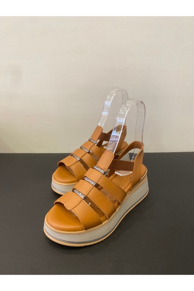 Özay Kadın Hakiki Deri Dolgu Taban Lastikli Sandalet