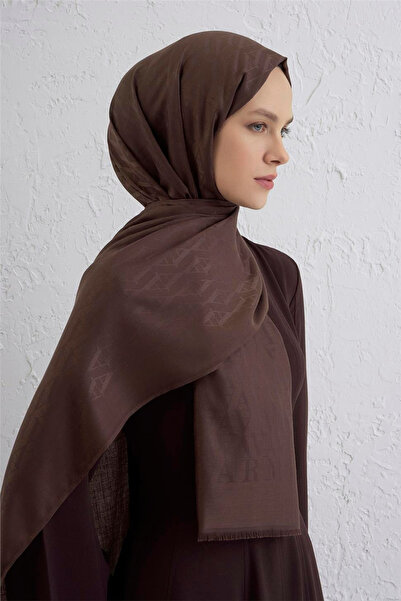 Armine Monogram Pattern Edition Shawl 07