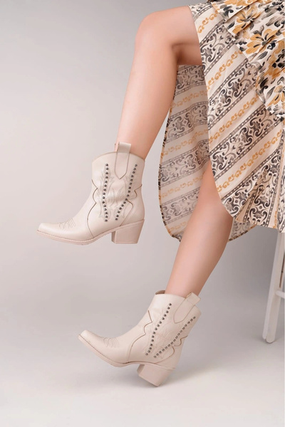 KAZAX Matin Beige Leather Heeled Boots