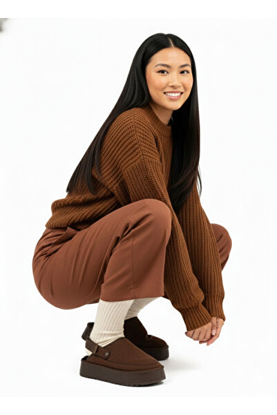 Famele's ®   I Mandurah Rjuggys Women's Embroidery Detailed Fur-Lined Slipper...