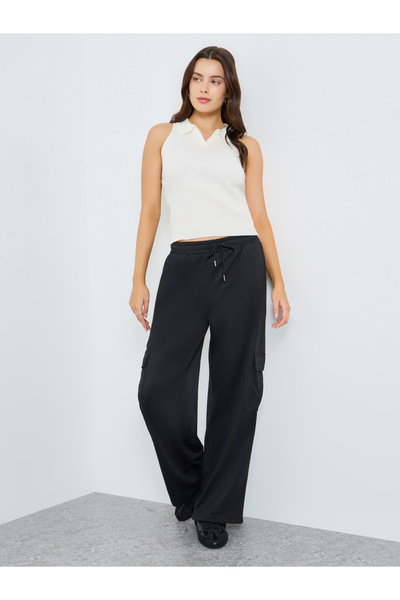 Styli Women Black Solid Cargo Joggers