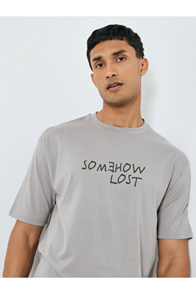 Styli Men Grey Slogan Print Oversized T-Shirt