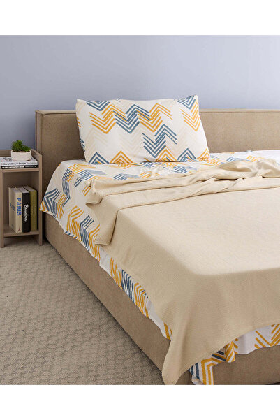 REDTAG Beige 3 Piece Printed Quilt Set (Single Size)