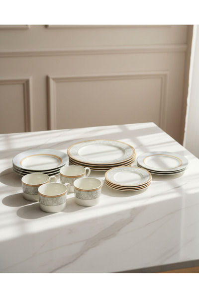 REDTAG طقم عشاء بنقشة زهور زرقاء مع شريط فضي (20 قطعة)