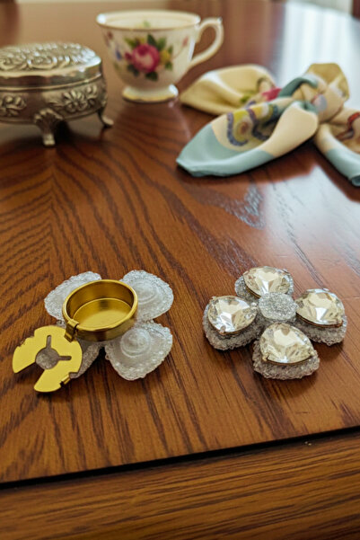 Reoona Özel Tasarım Kristalli Epoksi Yonca Düğme Broş, Düğme Kapağı