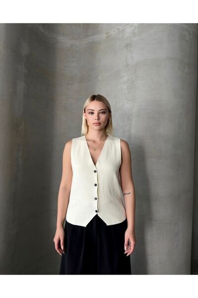 Vinales Women's Knitwear Buckle Detailed Buttoned Vest