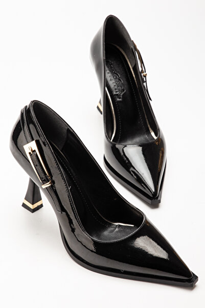 ELEVAM Женски обувки с висок ток и златна катарама